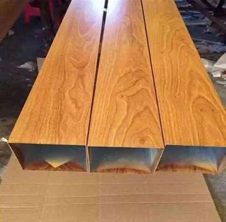 DIY-friendly aluminum edging with clean cuts and sleek installation