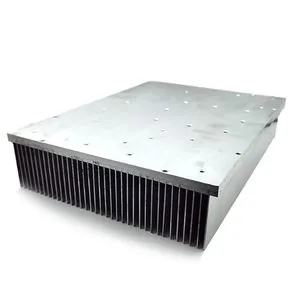 Dissipateur thermique à ailettes CNC