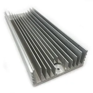 Extrudált alumínium hűtőborda LED-hez