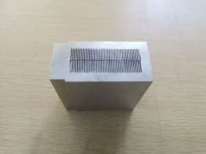 LED押出冷却ヒートシンク
