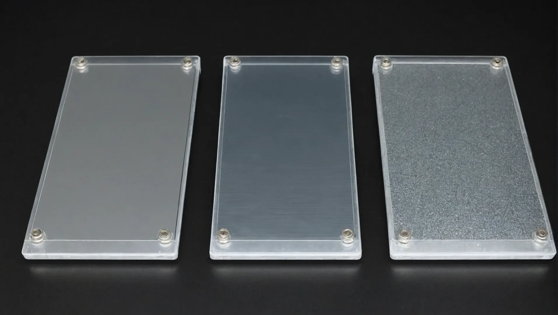 Vergelijking van oppervlaktebehandelingen: elektroforese, elektrostatisch poeder spuiten en fluorkoolstof spuiten